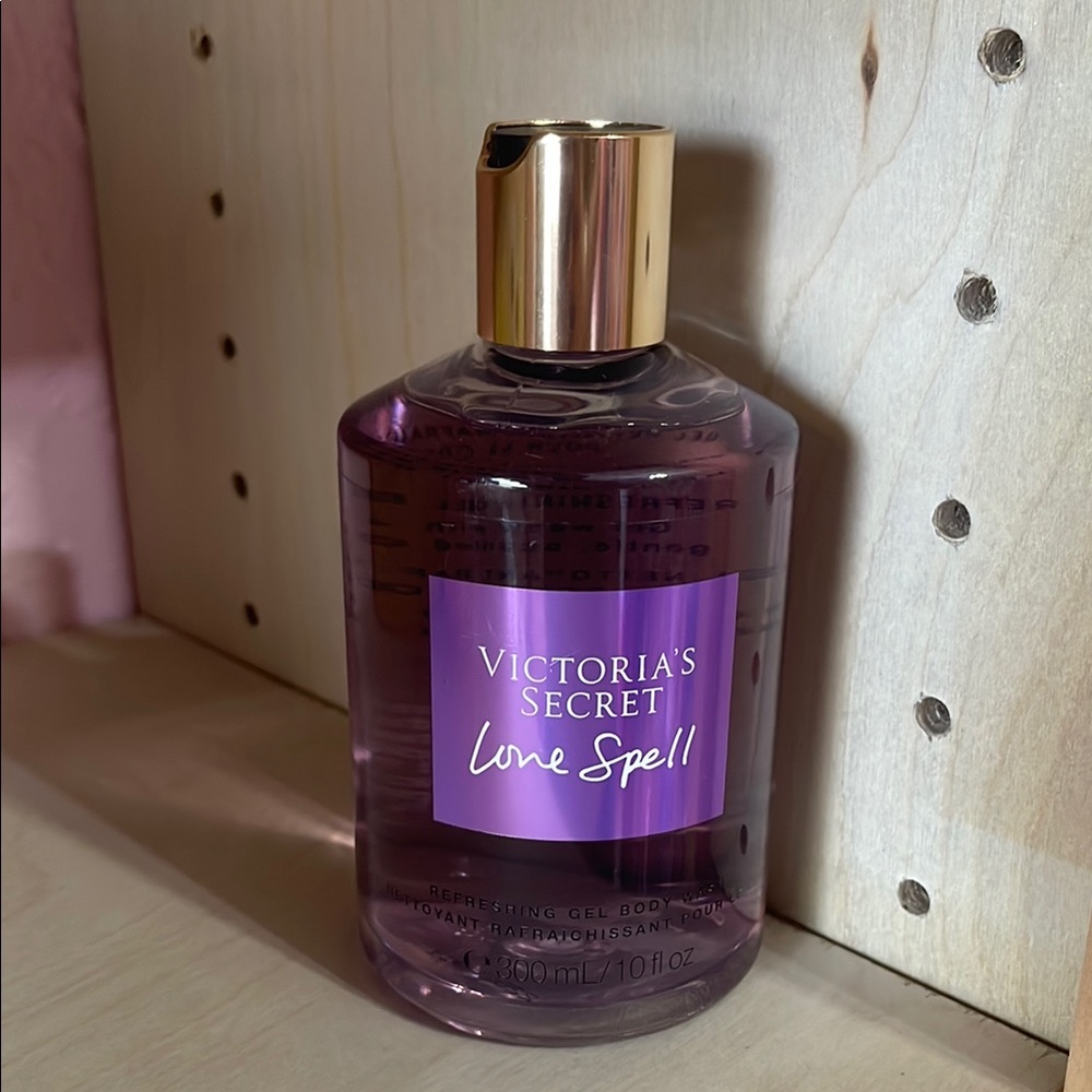Victoria's Secret Love Spell Body Wash